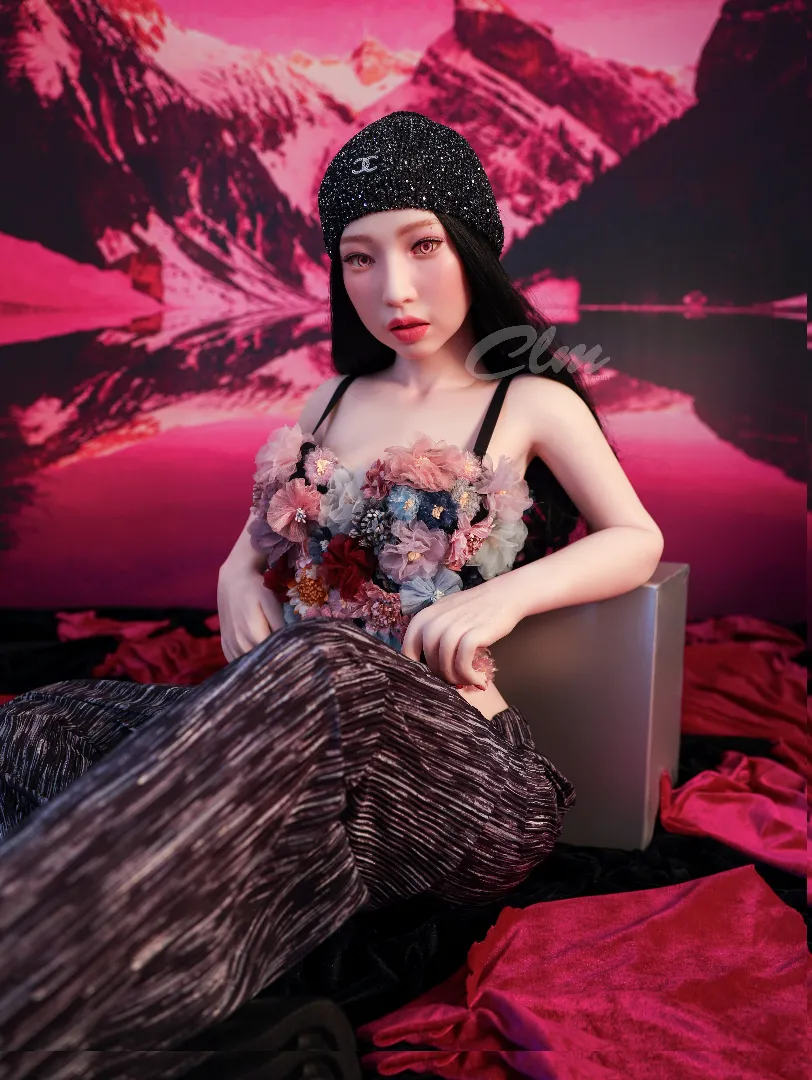 Janice: 160cm Premium Silicone Sex Doll